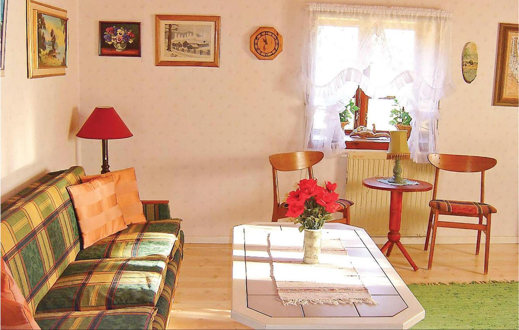 Nice Home In Malmkoeping With Kitchen Malmkoping Екстер'єр фото